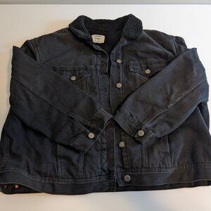Old Navy sherpa-lined black denim jacket XL